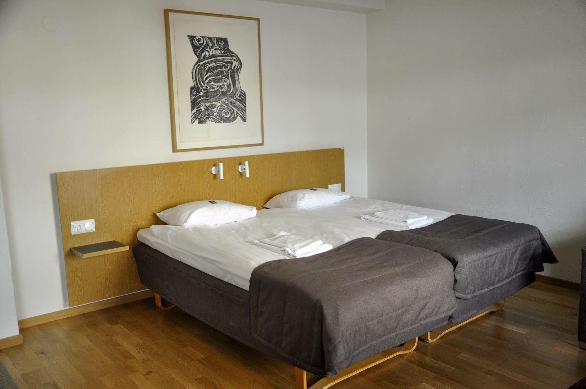Ronneby Cityhotell Bagian luar foto